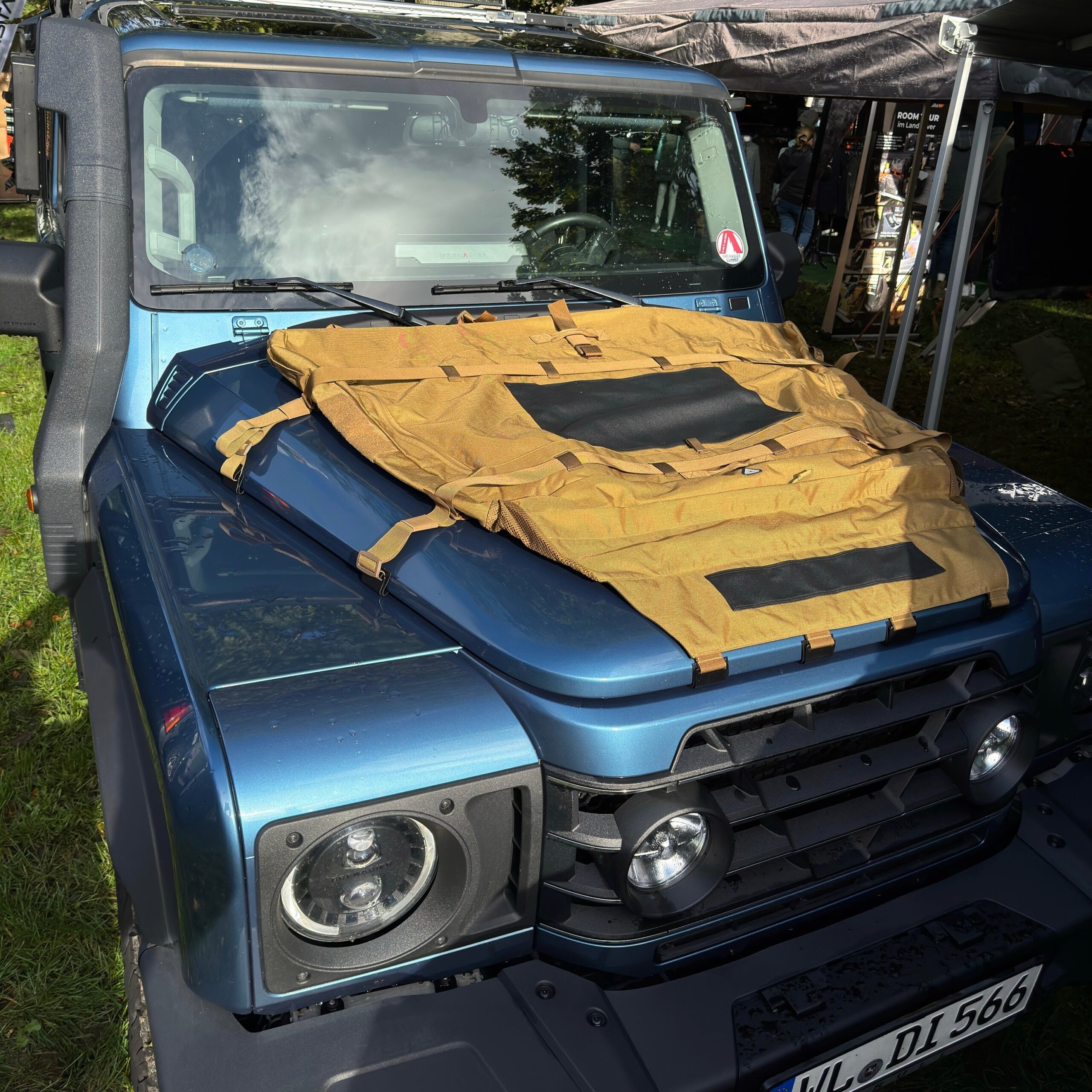 Bonnet Bag Ineos Grenadier – Hochwertiges Zubehör - Image 2