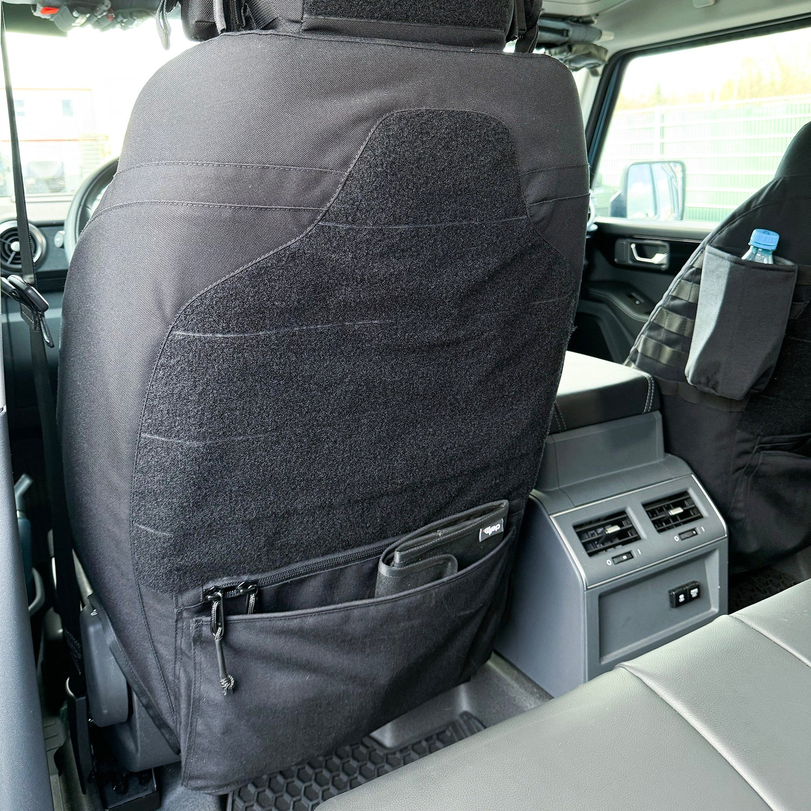 Driver Seat Cover INEOS Grenadier – Hochwertiges Zubehör - Image 3